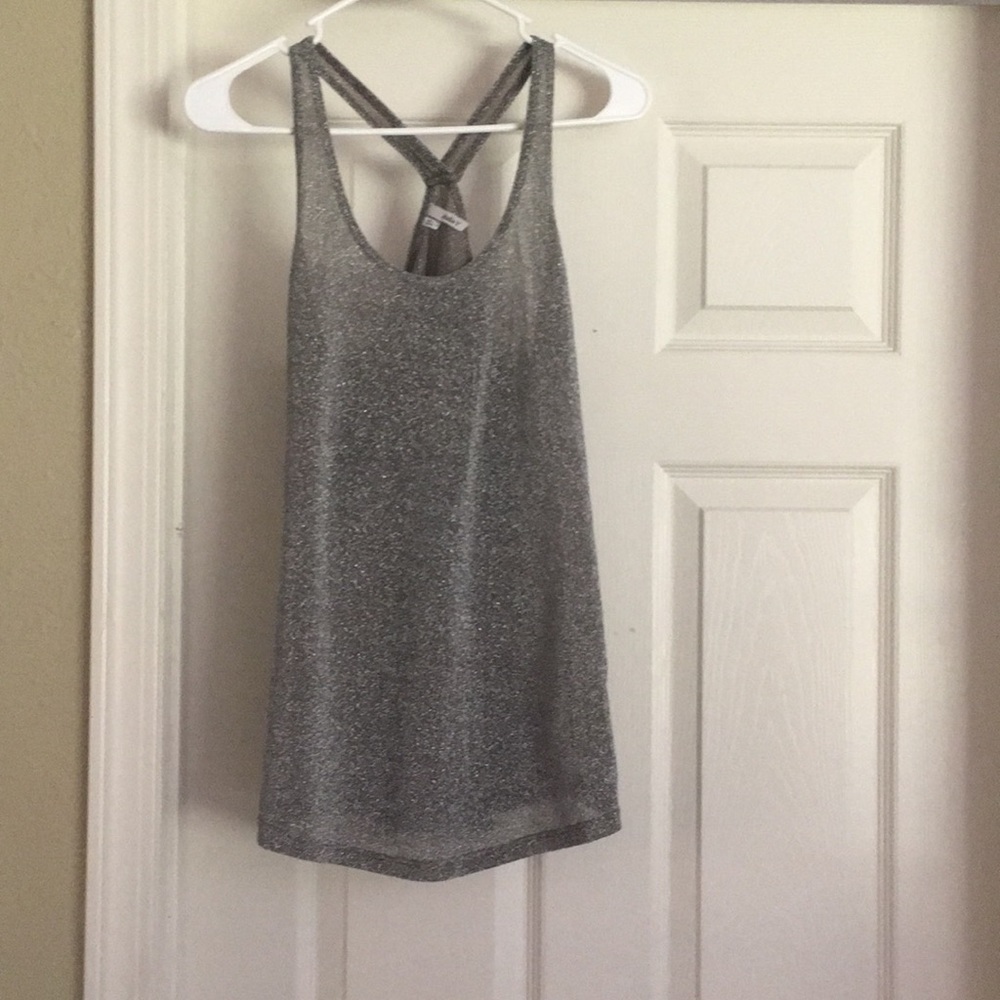 Studio Y brand, size large